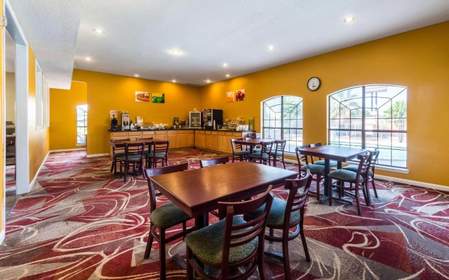 Quality Inn University near Downtown