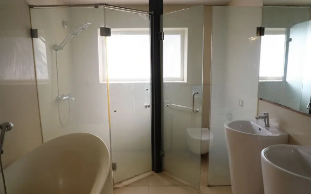 White Pearl Suites