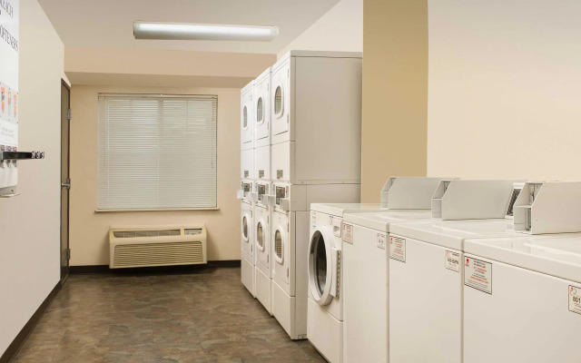 Extended Stay America Select Suites - Indianapolis - Plainfield