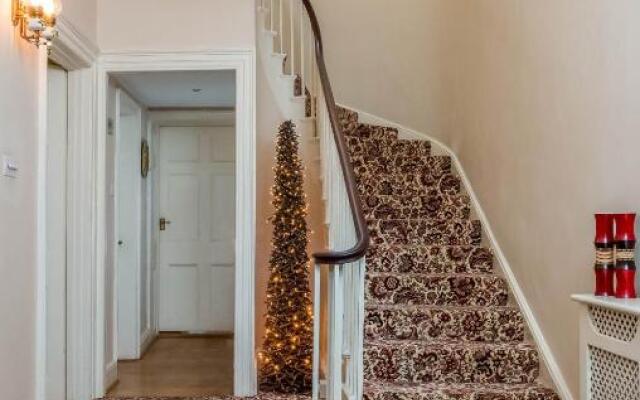 Lammas Park House