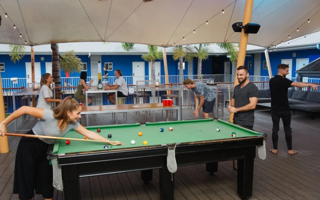 Bounce Cairns