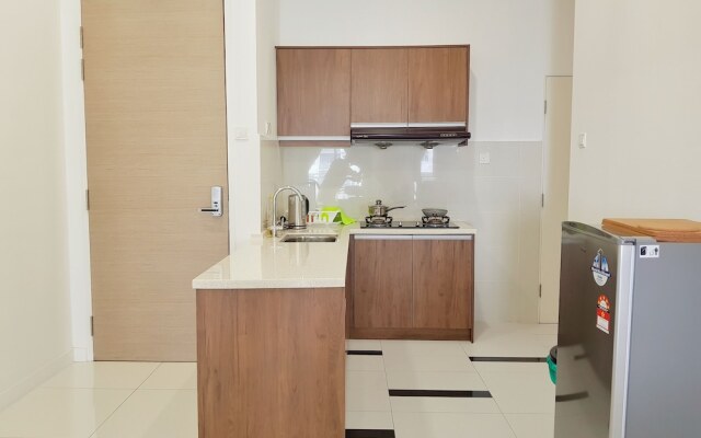 Teiw Family Homestay at Skypod Residence Puchong
