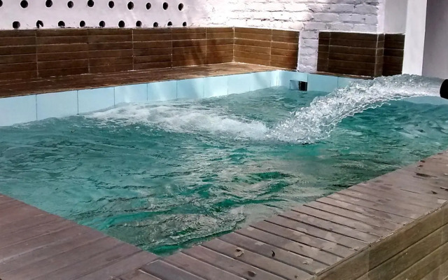 V Resorts Casa Delhi