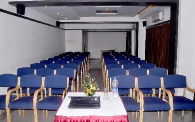 Lakme Executive The Business Hotel