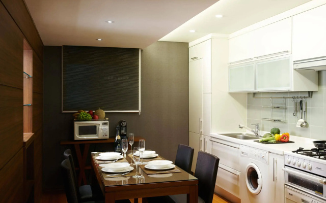 Oriens  & Residences
