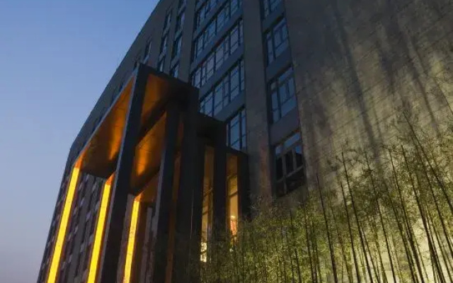 shanghai satisfactory smart hotel