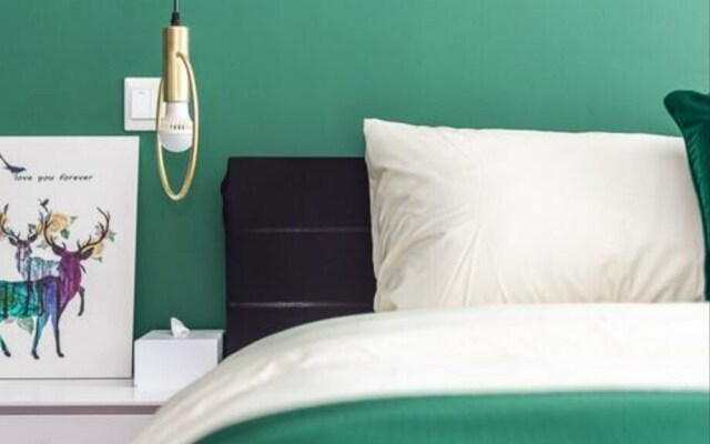 Locals Boutique Apartment ShijichengNo13