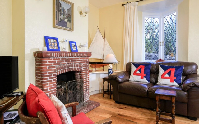 Aune Cottage