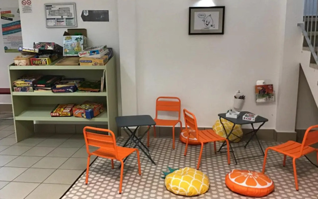 Coté Lac Hostel Evian