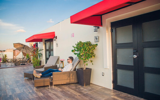 H177 Hotel