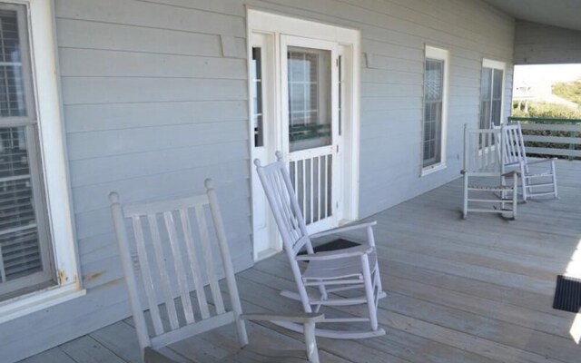 Sea Cliff - 4 Br Home