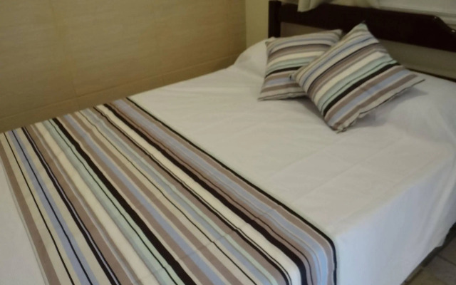 HMG Suites Inn Budget