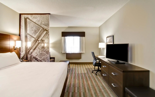 Best Western London Airport Inn & Suites