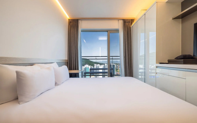 Skytop Hotel Incheon Airport