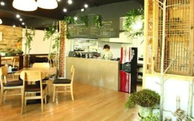 Jecheon Sineka Green Plant Pension