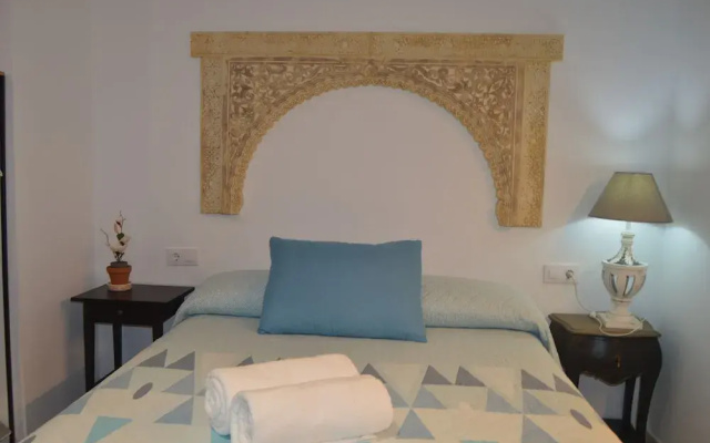 apartamentos plazuela arco el portillo