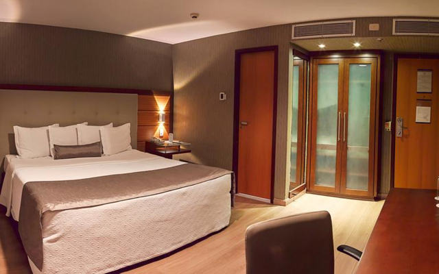 Wyndham Sao Paulo Ibirapuera Convention Plaza Hotel