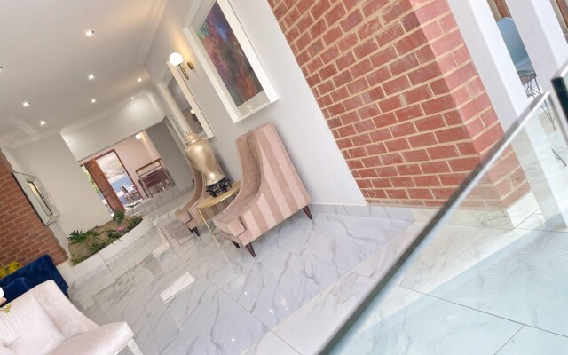 Amoris Guest House-Randburg