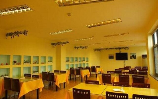 GreenTree Inn Shanghai Changyang Road Business Hotel