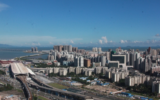 Radisson Red Zhuhai Gongbei Port