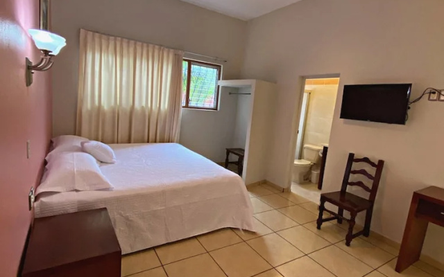 Hotel Gladys