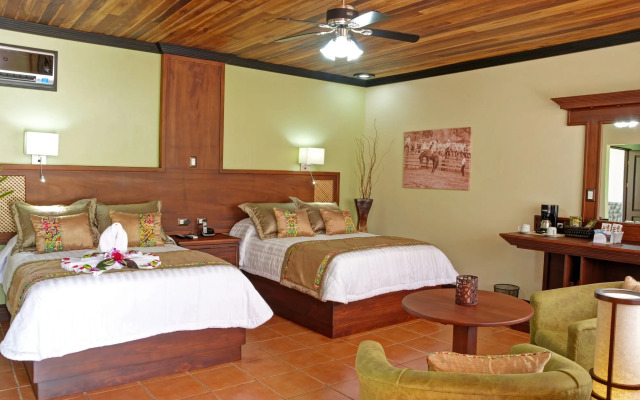 Volcano Lodge Hotel & Thermal Experience