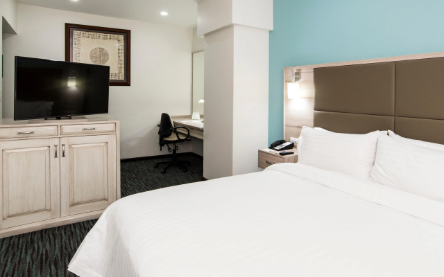 Holiday Inn & Suites Mexico Zona Reforma by IHG