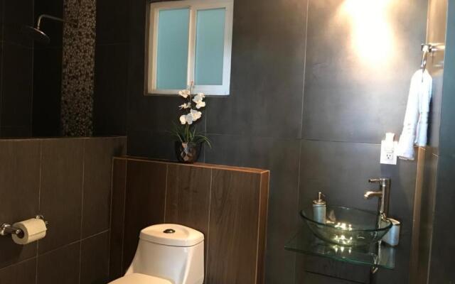 Luxury Suite Ocean View & Terrace at Playas de Tj.