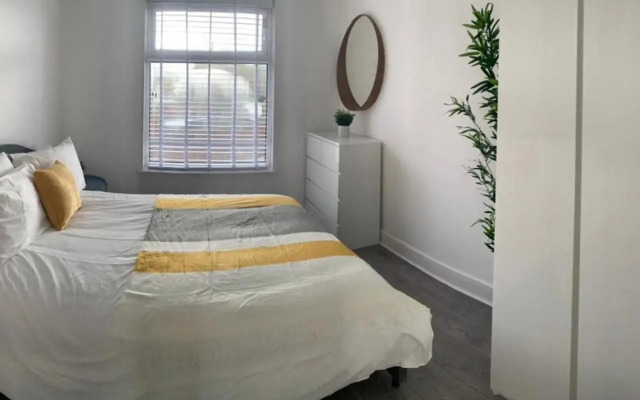 Shotley Bridge - Large Stylish 3 Bedroom Apartment