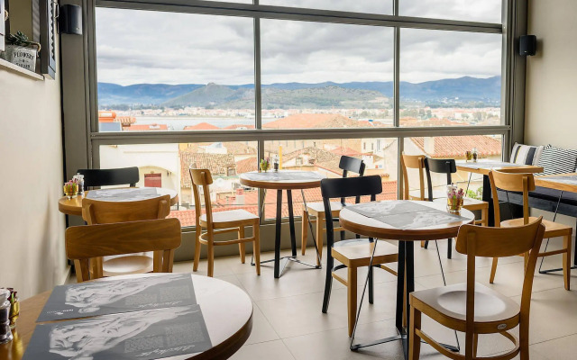 Leto Nuevo Hotel