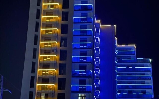 Antonio Apartments With Balcony Mountain View