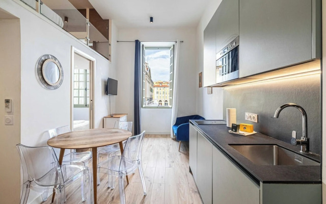 A/C Mezzanine Apt 2br/4p - Place Garibaldi