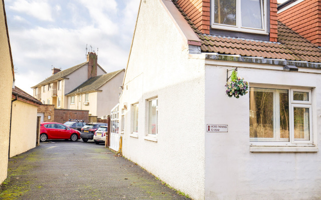 OYO Arden Guest House, Craigmillar Castle Edinburgh