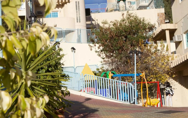 Seven Garden Alhada Suites
