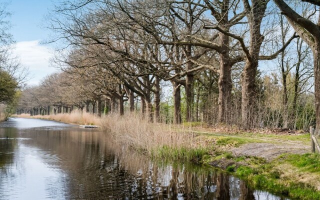 Secluded Bungalow in Laag-soeren With Garden
