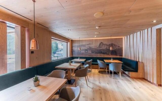 Hotel Garni Dolomié