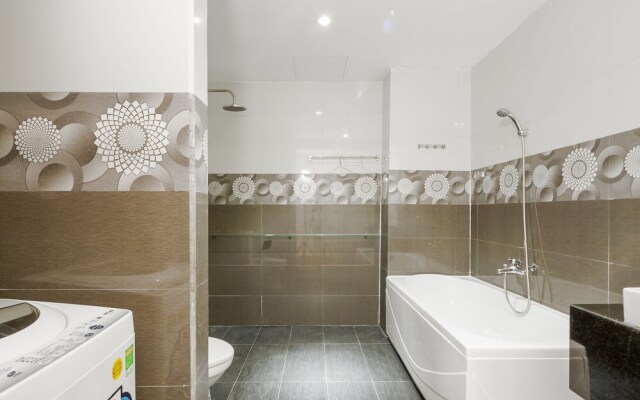 Zoneland Apartments Lavender95
