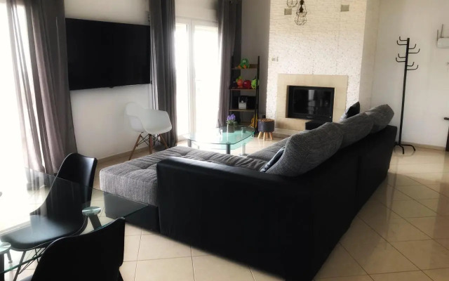The Hillhouse near Alexandroupolis (1st floor)