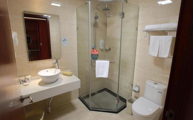 Greentree Inn Liyang East Nanhuan Road High Speed