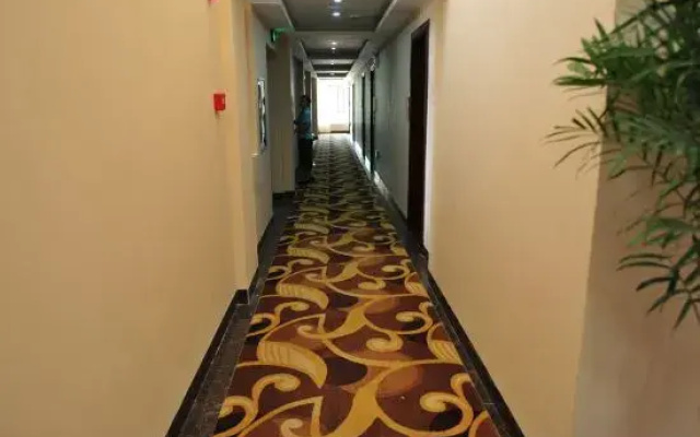 Lifeng Business Hotel
