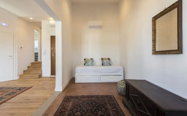 Santa Maria Novella penthouse by MMega