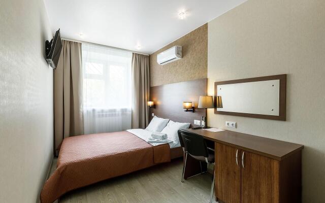 Авион на проспекте Ленина 38