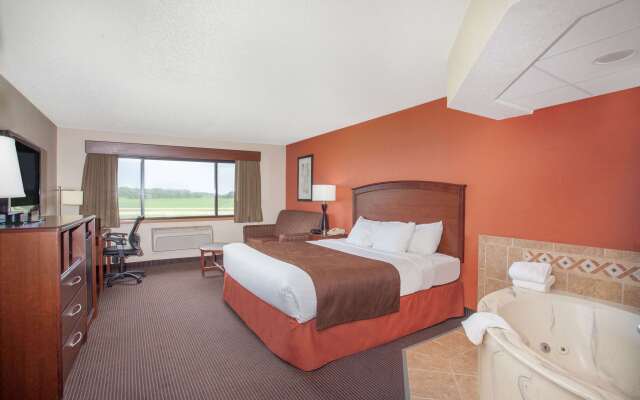 AmericInn by Wyndham Albert Lea