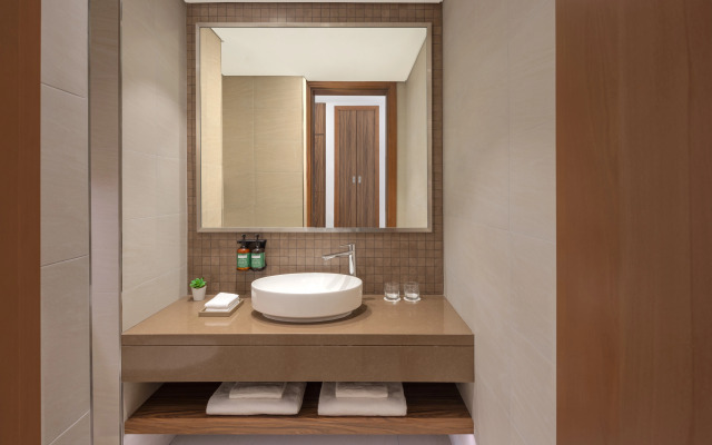 Staybridge Suites Dubai Business Bay