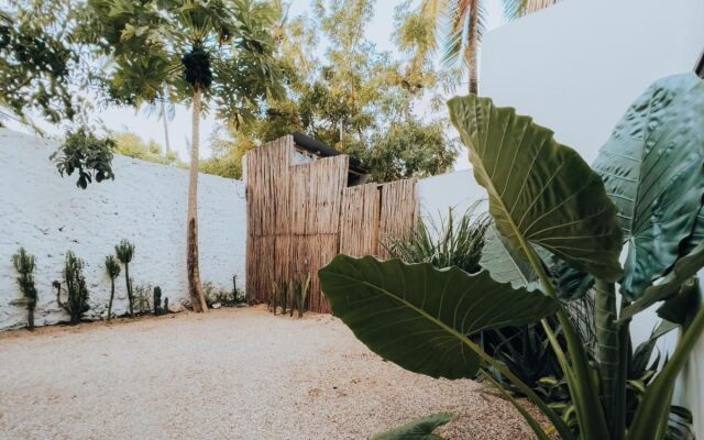 BaraBara Eat&Sleep - Eco Boutique Hotel