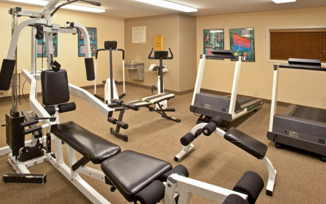 Hawthorn Suites by Wyndham Chicago Schaumburg