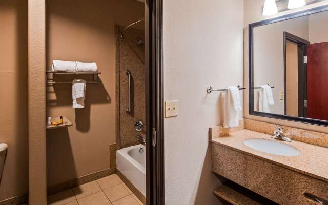 Best Western Circle Inn