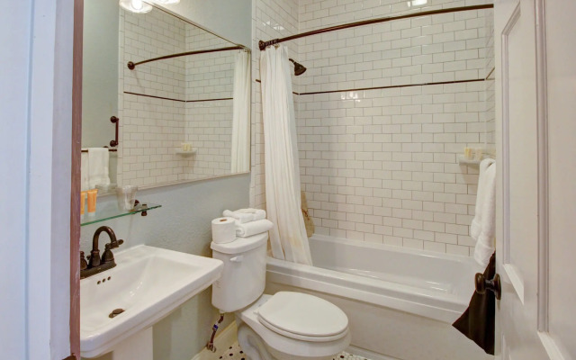 Inn on the Riverwalk