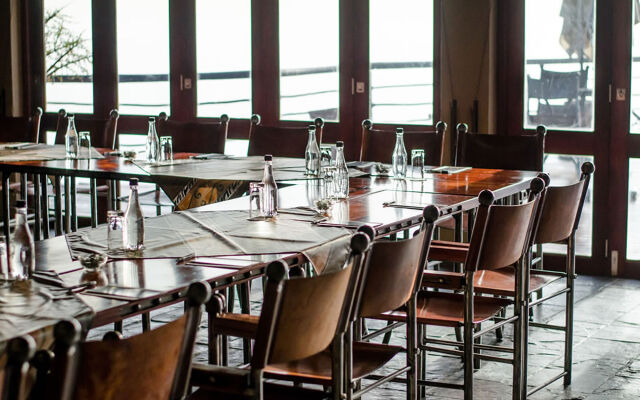 Buffelsdrift Game Lodge