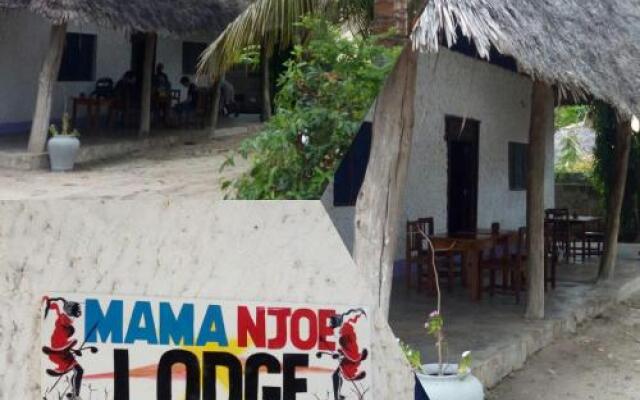 Mama Njoe Lodge